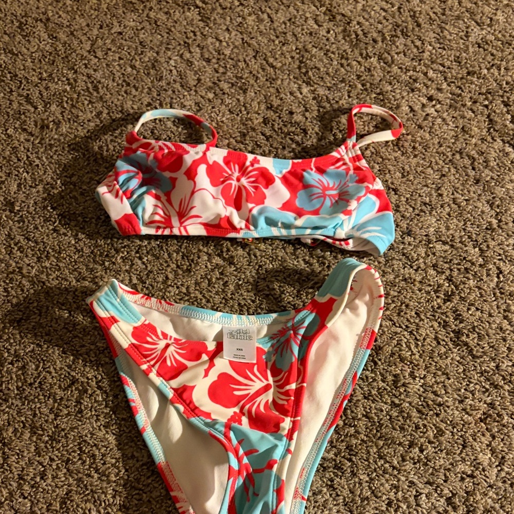 wild fable Red & Light Blue and white, Floral Girls Two-Piece Bikini!! Size XXS!